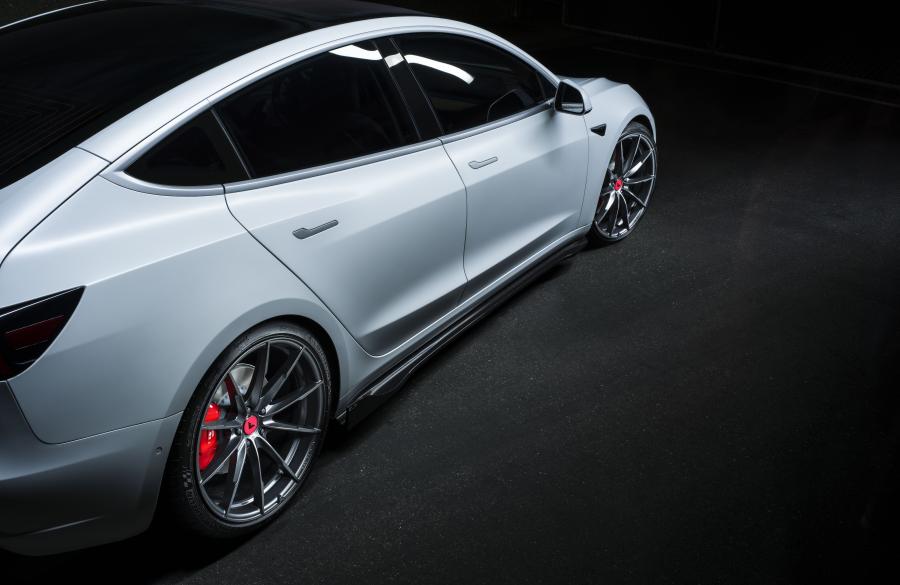 Детали экстерьера Tesla Model 3 VOLTA by Vorsteiner 2019 года  (фото 6 из 40)
